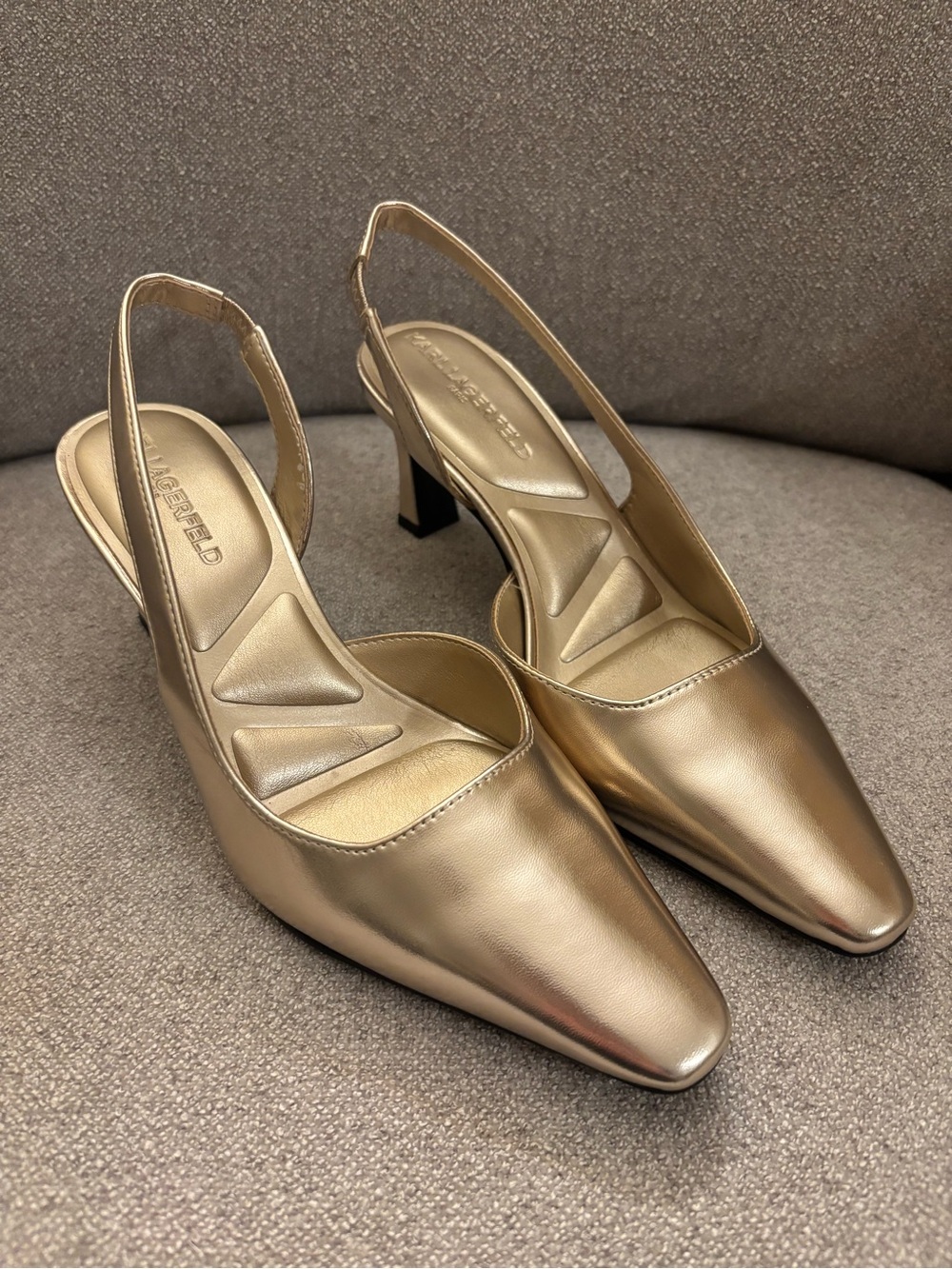 Karl Lagerfeld Paris Gold Sheenz Women’s Slingback Heels Pumps Size 6.5